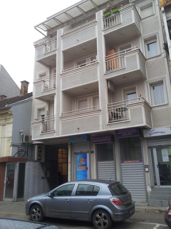 Studio Apartment In Novi Sad Center Exterior foto